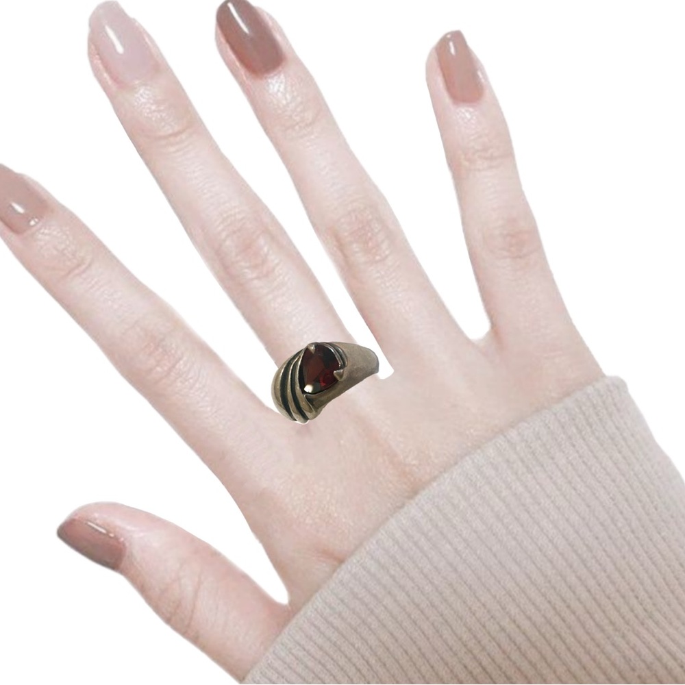 Vintage KABANA Garnet Ring - 2 Ct Teardrop Stone Set in Sterling Silver Sz 8 EUC - Picture 10 of 12